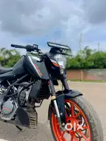 KTM duke 200