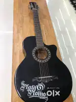 Black Guitar