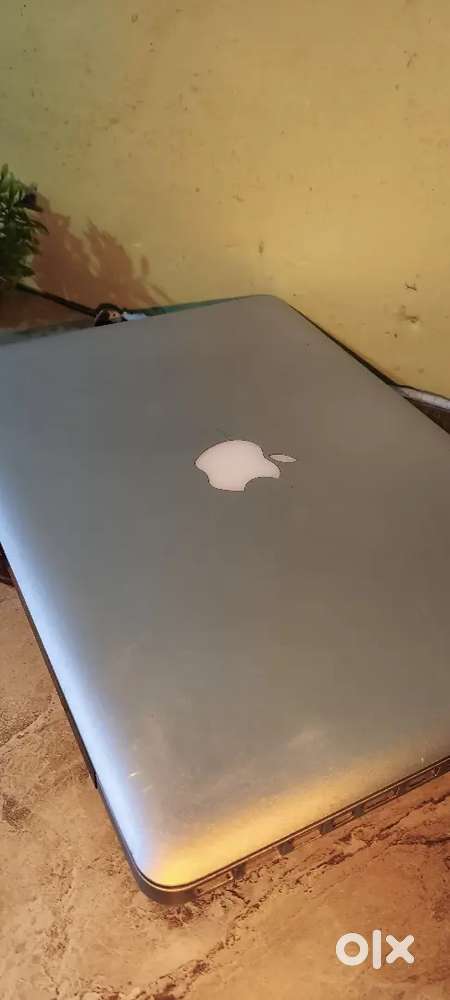 MacBook Pro 2011( Tell me your price ) i5 processor 756 GB SSD