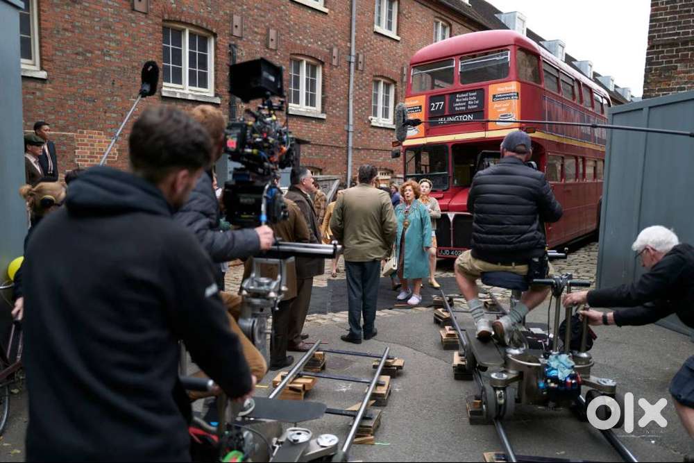 1000 -5000 PAR DAY WORK IN FILM INDUSTRYREQUIREMENT-  Freshers Girls &