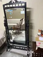 Full size Looking mirror(antique)