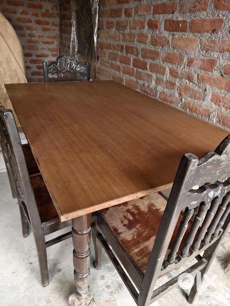 Dining Table For Sell