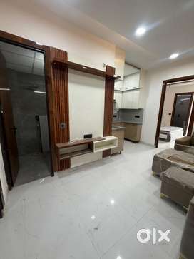 Semi furnished 2 bhk near Noida expressway available @affordable price