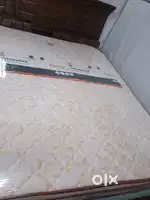 Queen size mattress wholesale