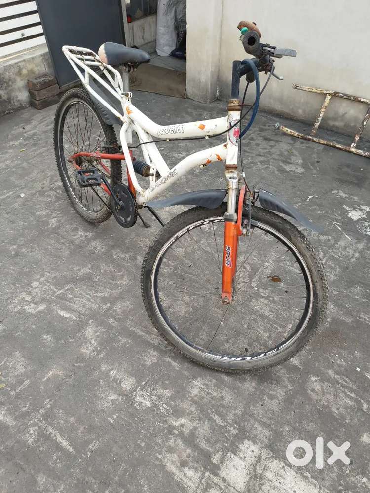 Bye cycle brand javalin one year old good condition