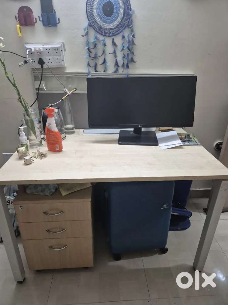 Computer Table