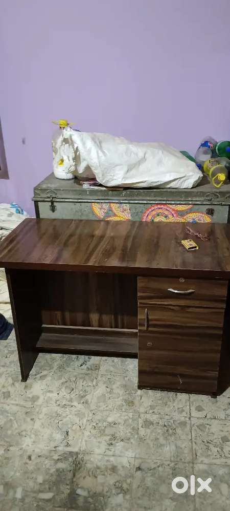 Counter office new condition