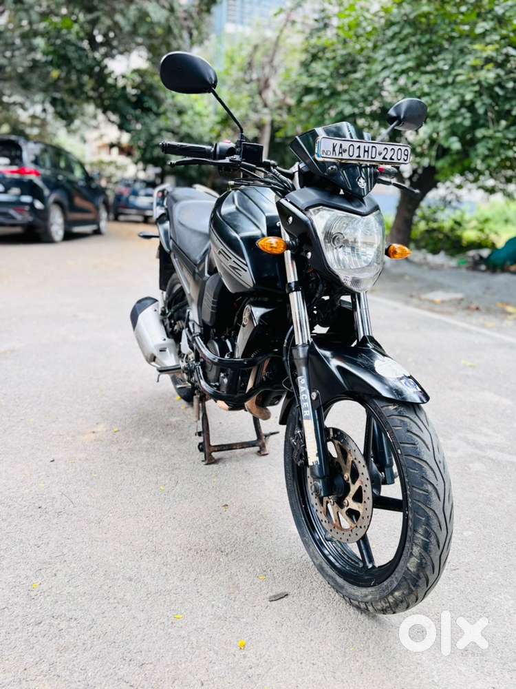 Yamaha Fz16