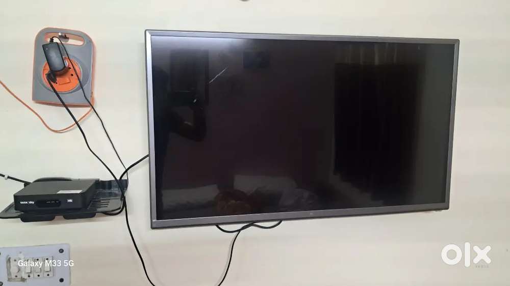 Accembal 42 inch Android smart TV