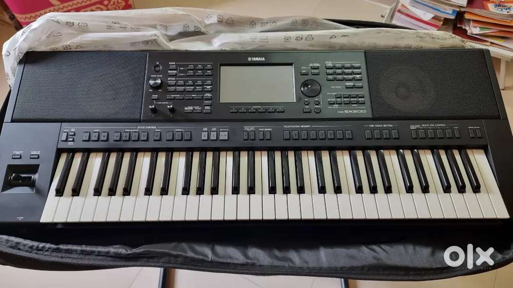 Yamaha PSR SX900 for sale