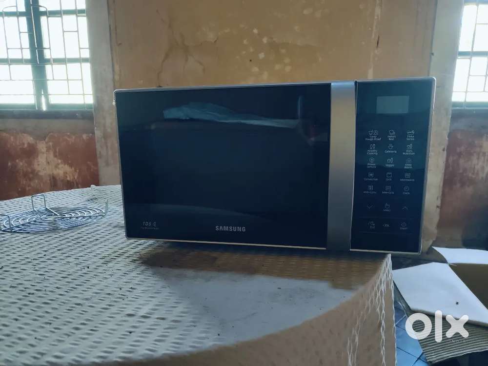 New samsung microwave oven 21L