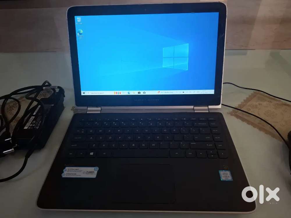 HP laptop foldable