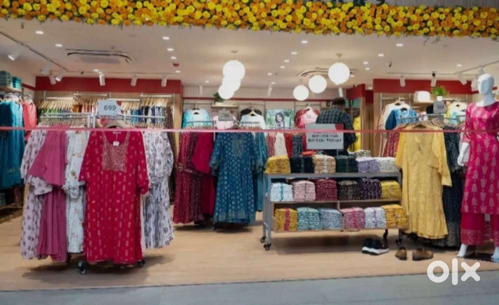 Wanted Male/ Female Team Leader Staff @ Branded Clothing Store