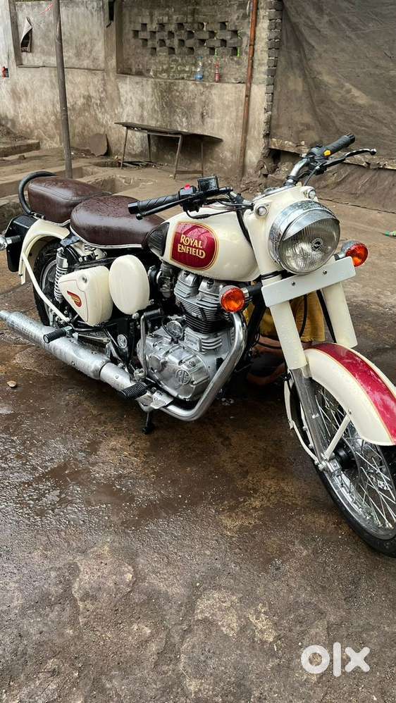 Royal Enfield Classic 350 in Excellent Condition
