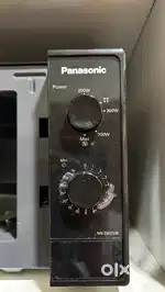 Moving Out Sale - Samsung Convection Microwave (30L)