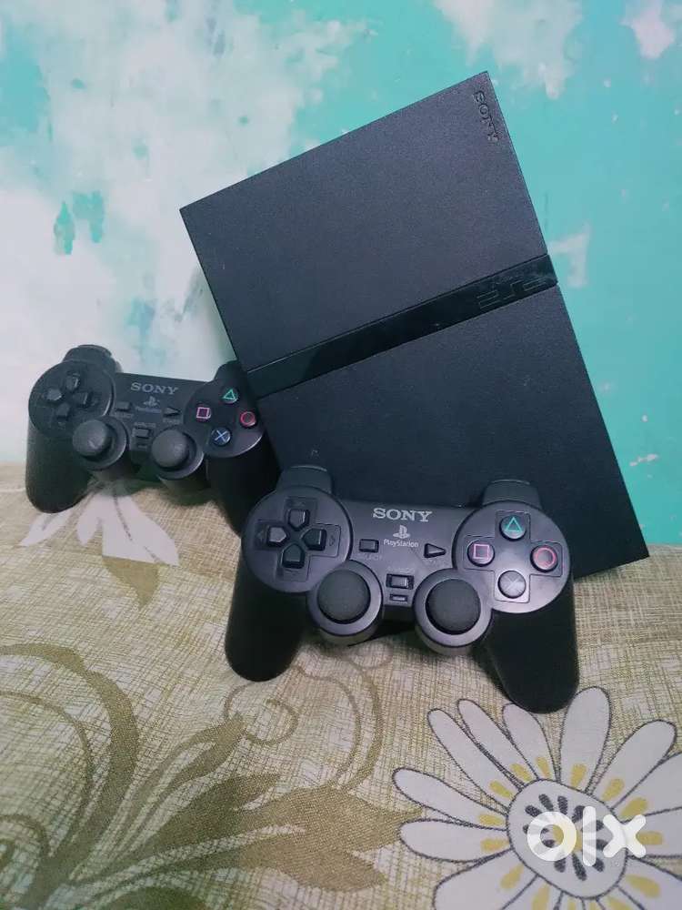 PS2 best condition all good  4 control