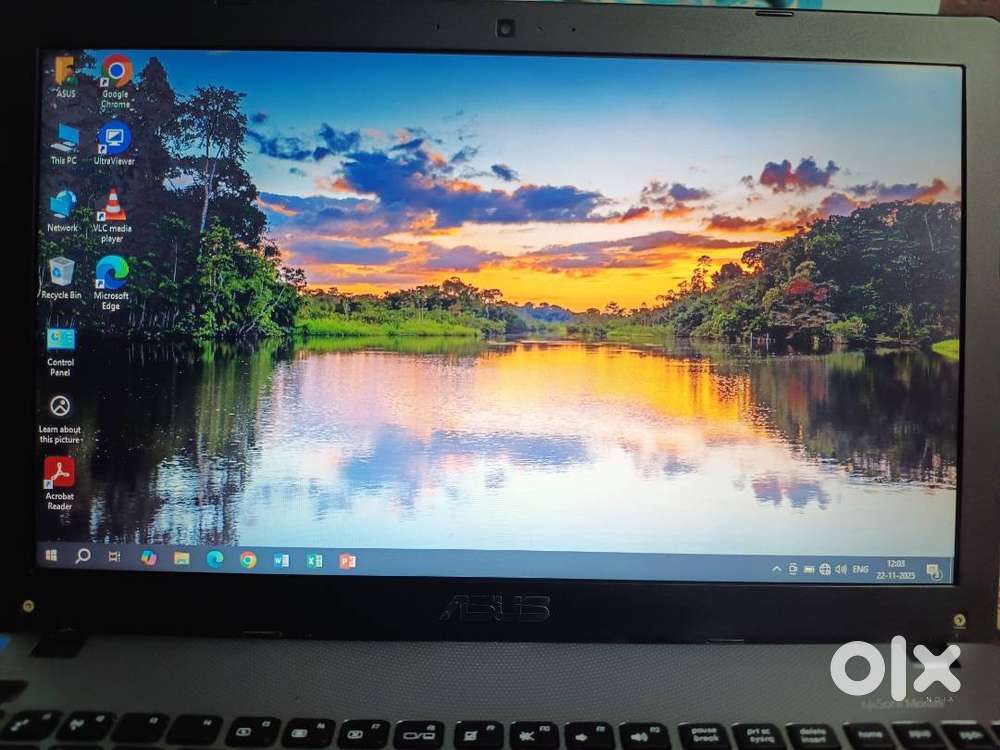 Asus Laptop Win10/i7/1TB HDD/4GB Nvidia Graphics/12GB RAM/15.6 Display