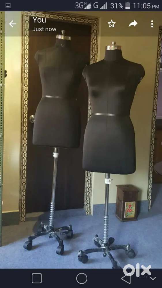 Dress form mannequin