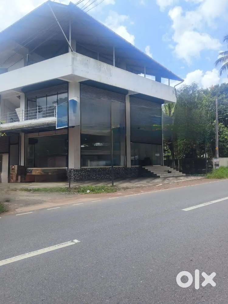 Commercial building for sale at Aluva
