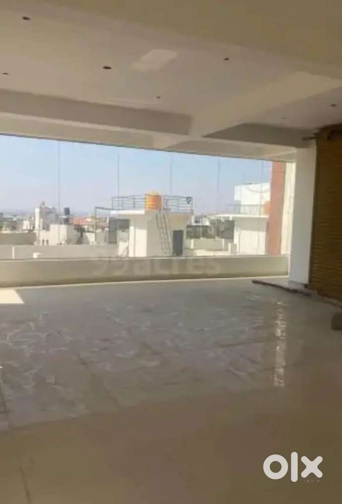 big showroom space available in baramuri