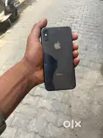 I phone xs (64gb)
