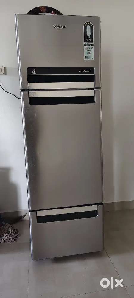 Whirlpool 260 litre