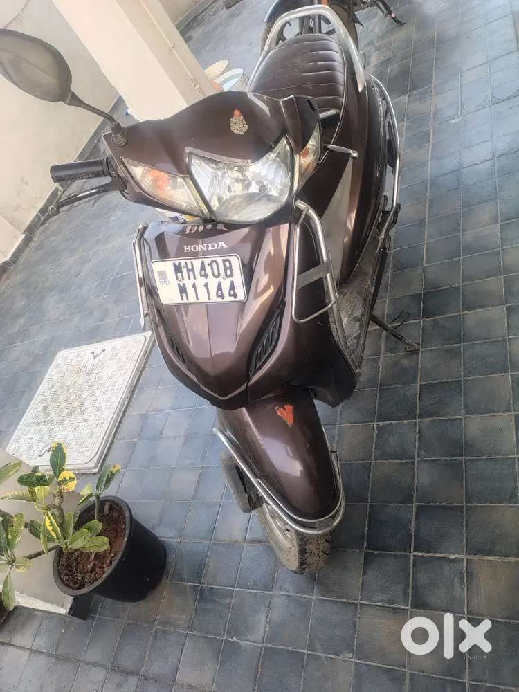 Activa in smooth condition
