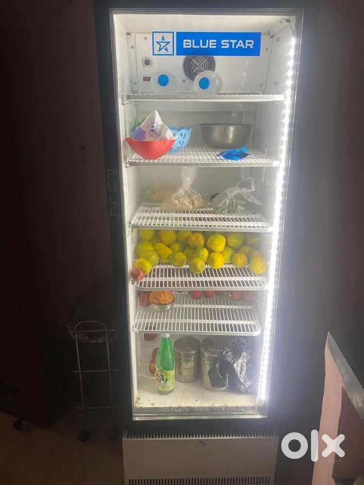 Commercial Kitchen & Display Equipment for Sale – Excellent Condition!