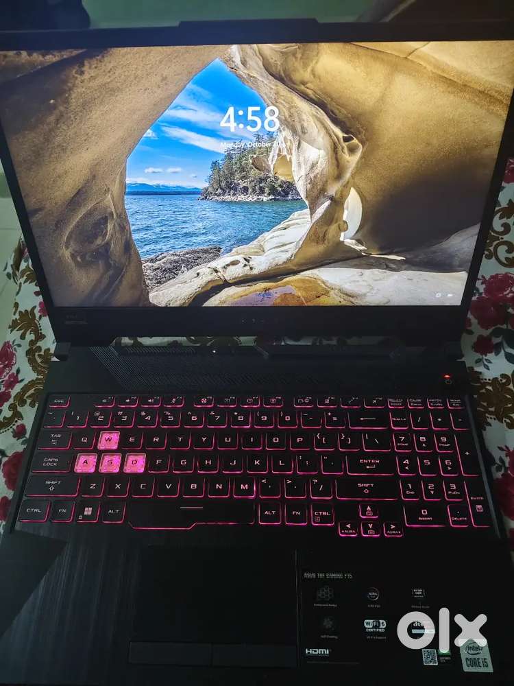 Selling my asus gaming tuf f 15 laptop!!!