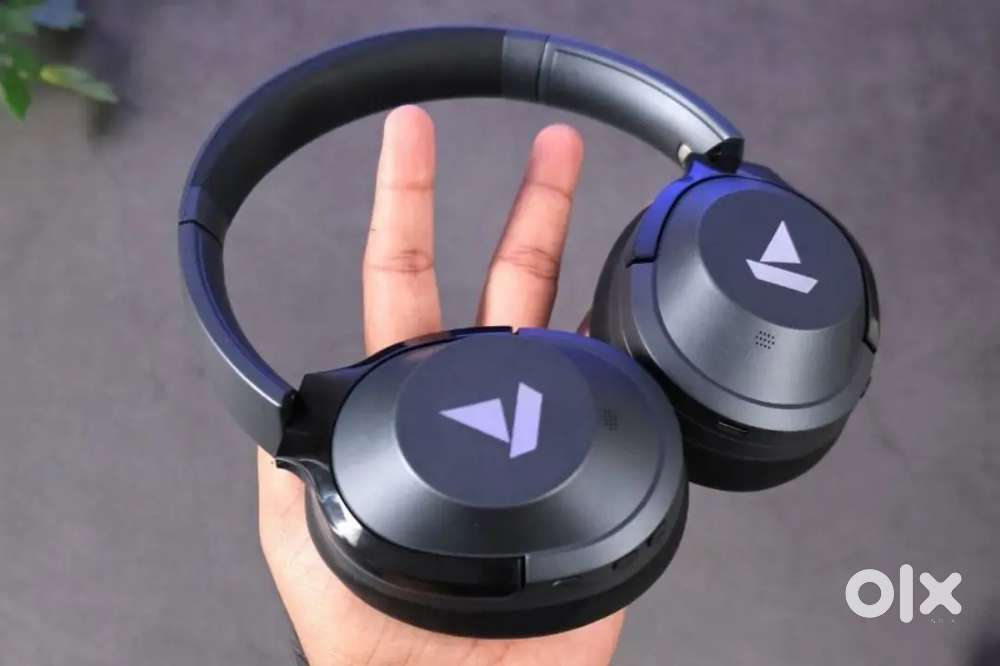 Boat Nirvana 571 ANC Hybrid Active Noise Cancellation