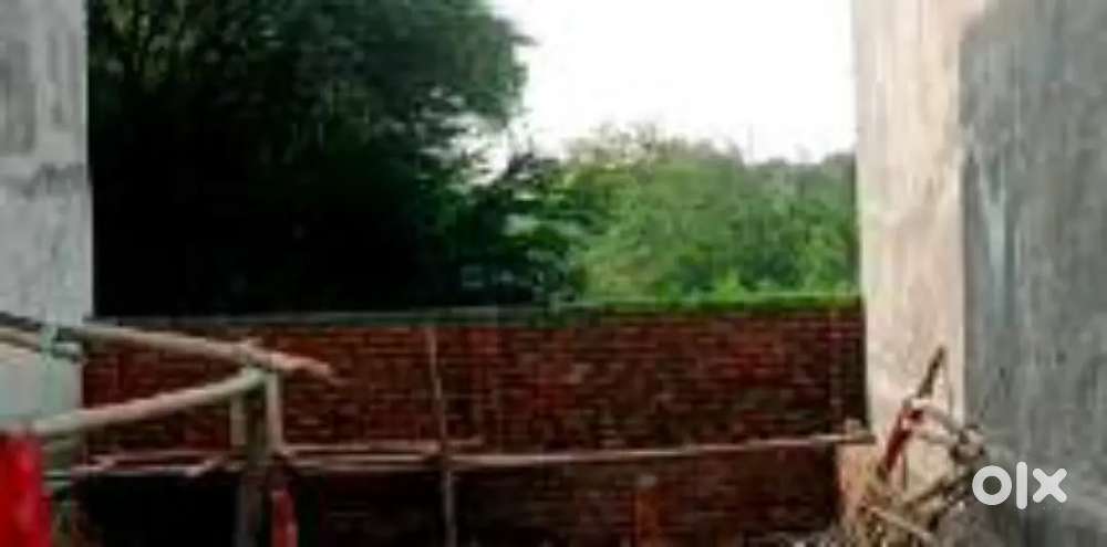 40 gaj hai raste ke sath karula gali no. 1