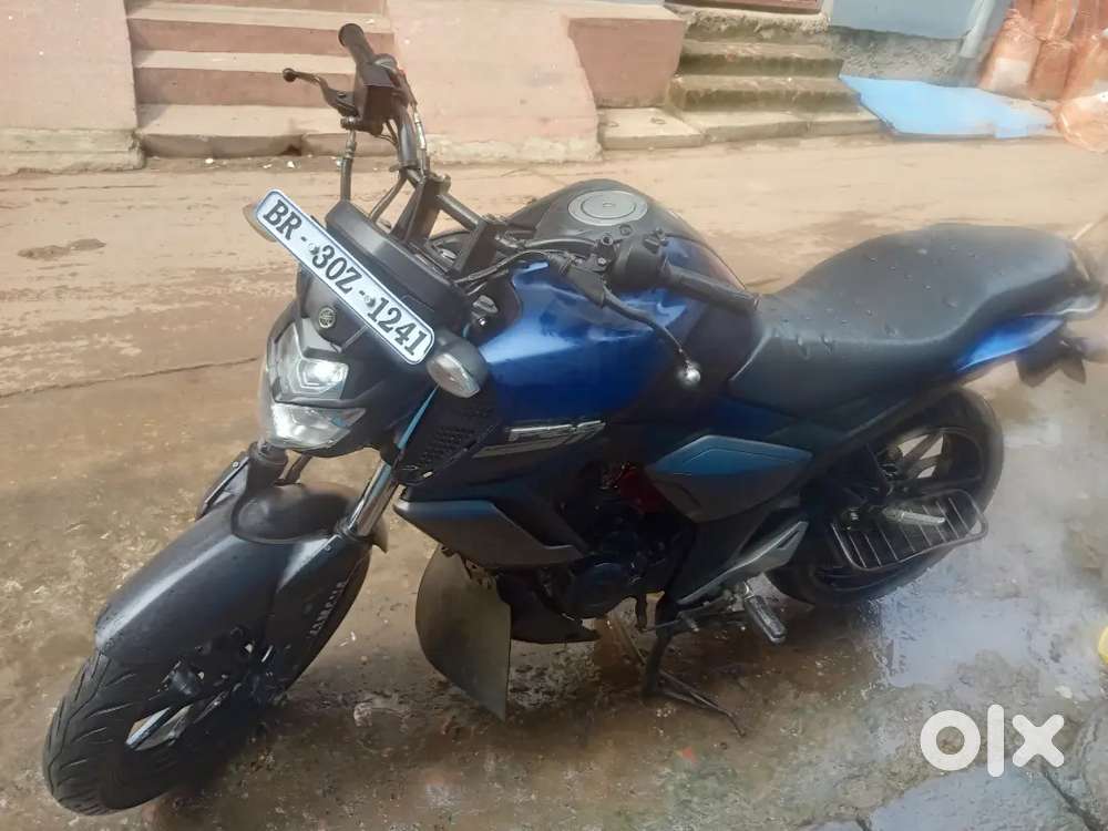 Yamaha fzs