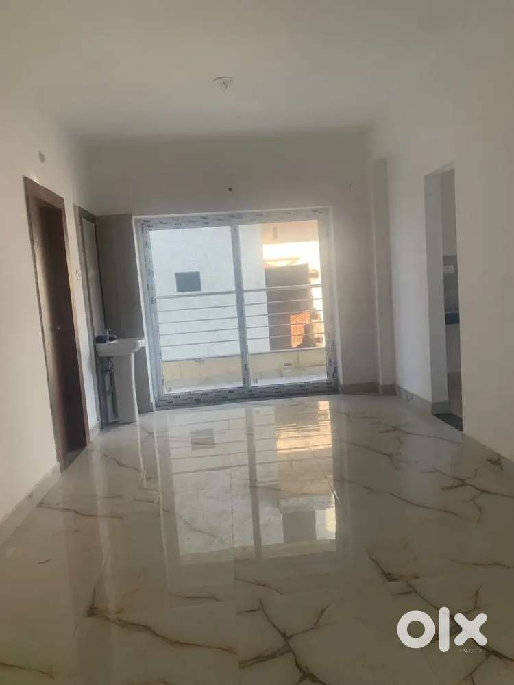 One room (albustor sheet) with kitchen Available rent ratu road ranchi