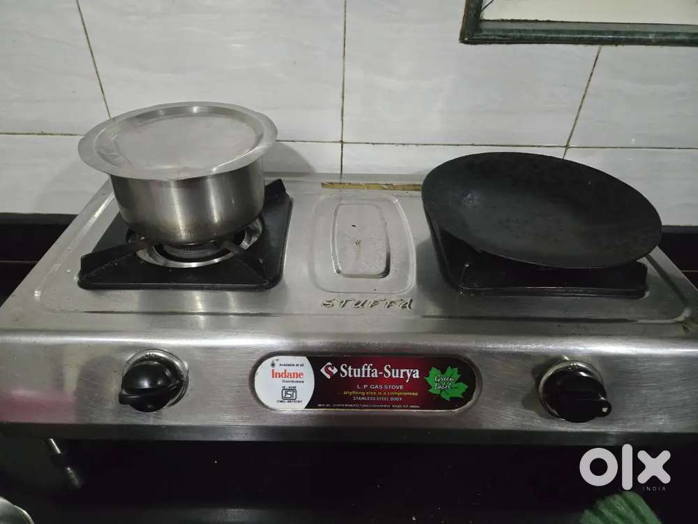 Steel gas stove