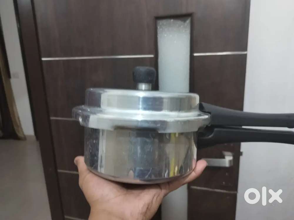 Pressure cooker