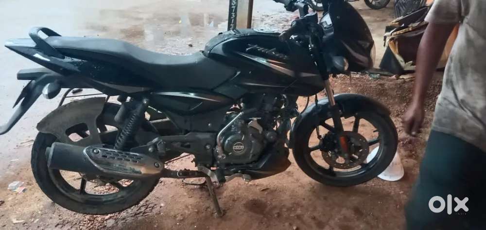 Pulsar 150 bs6
