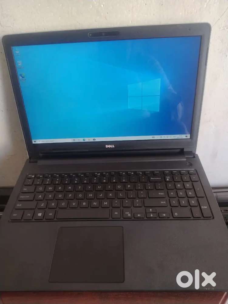 Dell 5559 Touch screen 15.6 inch laptop