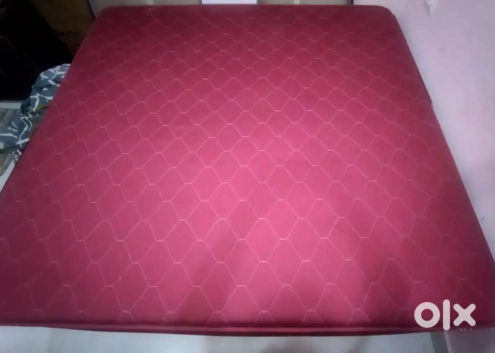 Sleeepwell mattress new double bed 6*6