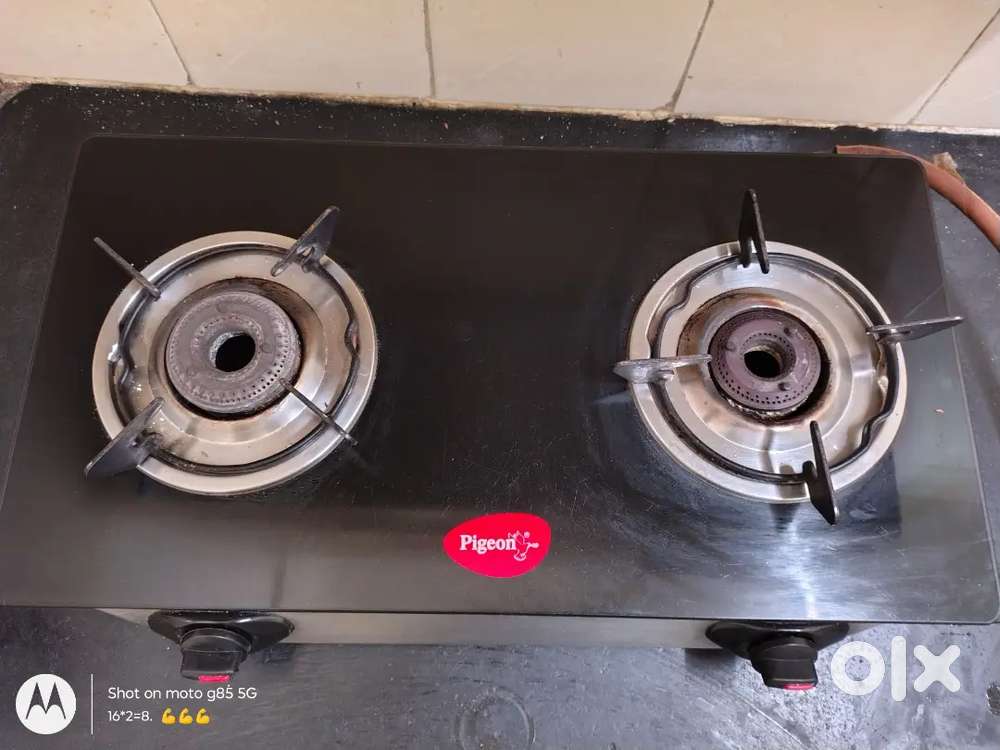 Gas stove in new condition