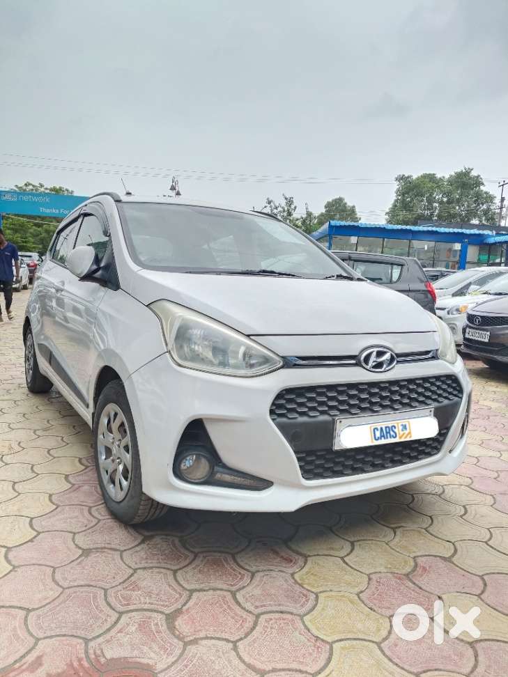 Hyundai Grand i10 Sportz O 1.2, 2017, Petrol