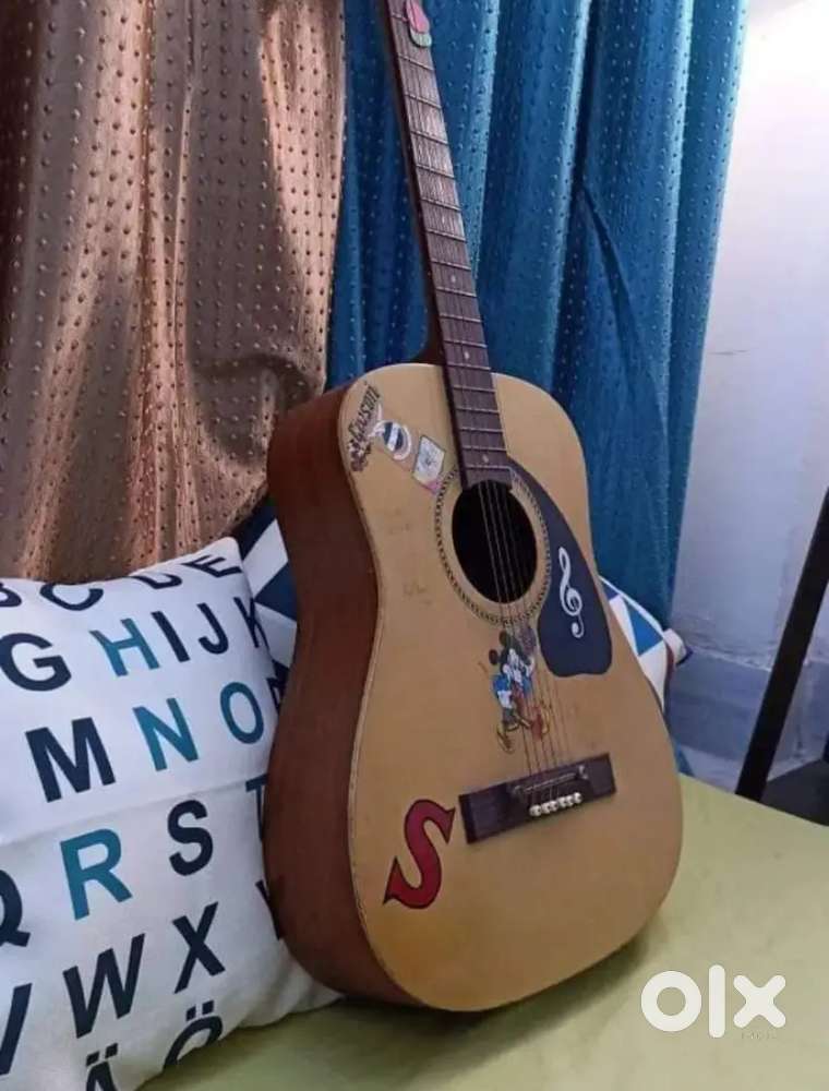 Givson classic guitar