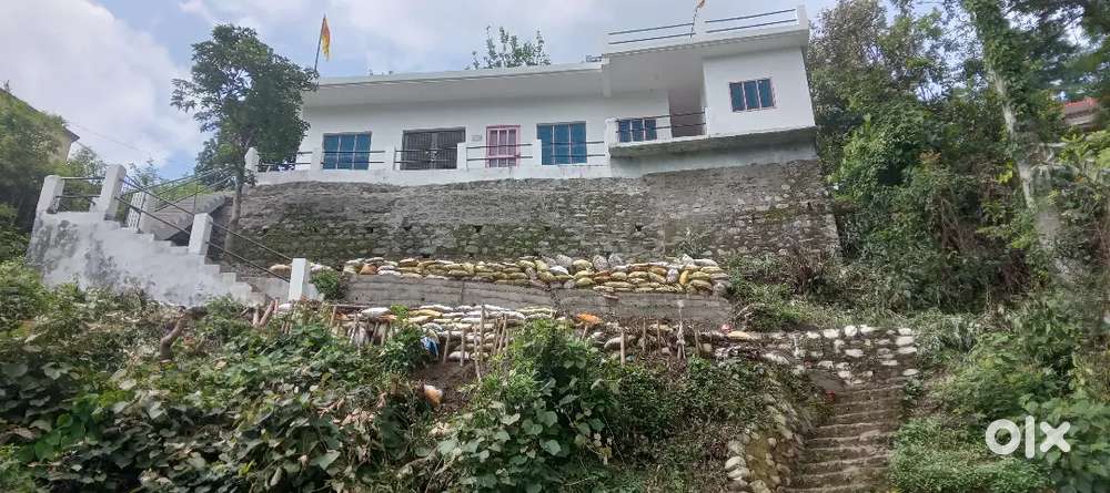 Simple and beautiful 5 BHK house