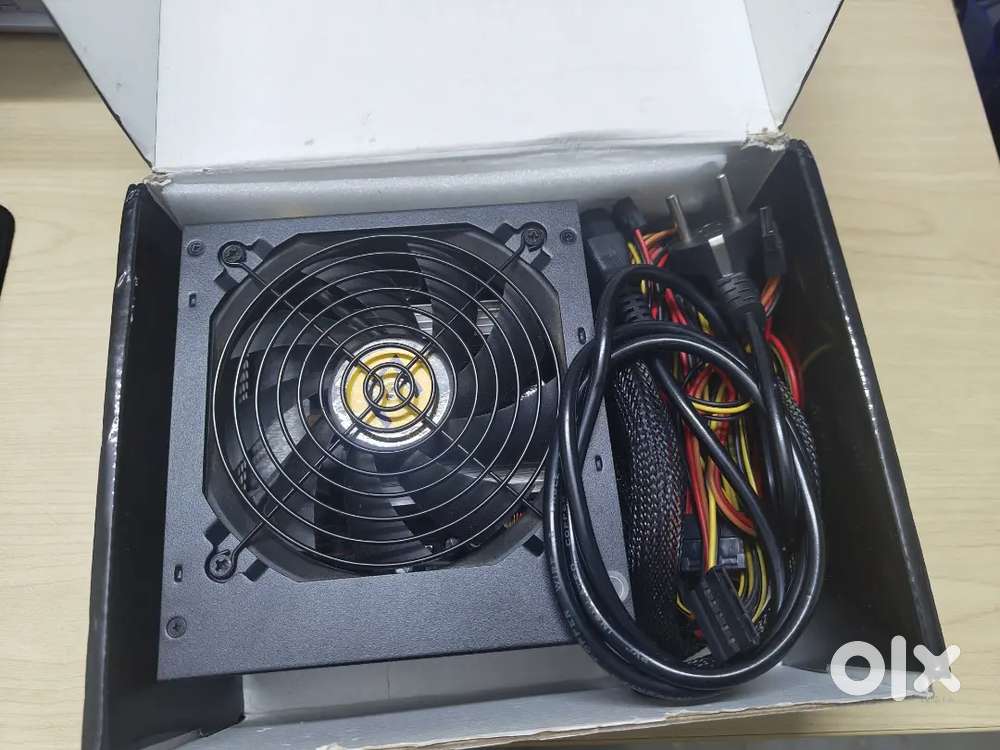 Power supply and cpu fan