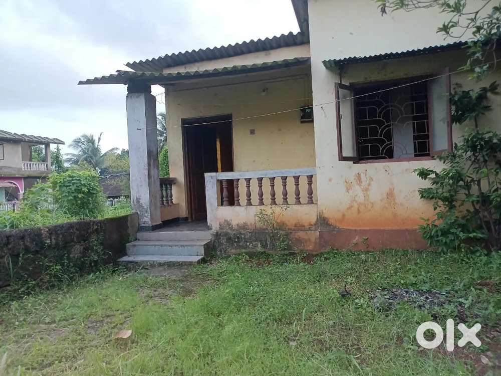 2 rooms with attached bathroom cum toilet closer to HDFC Bank, Nuvem