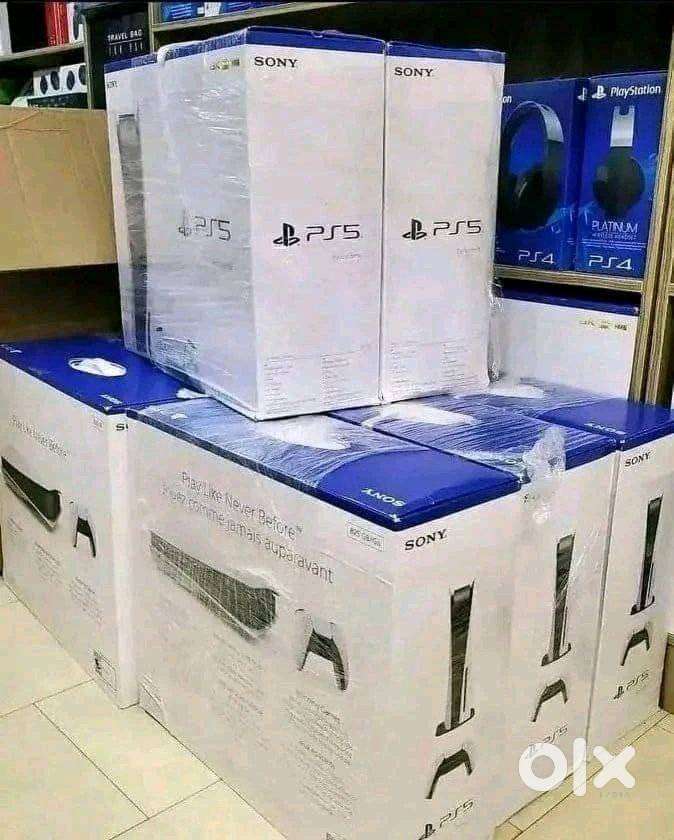 Sony PlayStation 5 Slim Disc Edition PS5 1TB White CFI-2015. Very Good