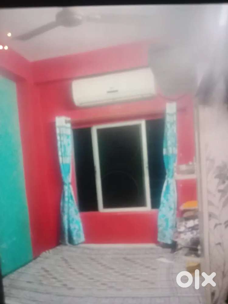 Urgent sell for owner shifted out of station