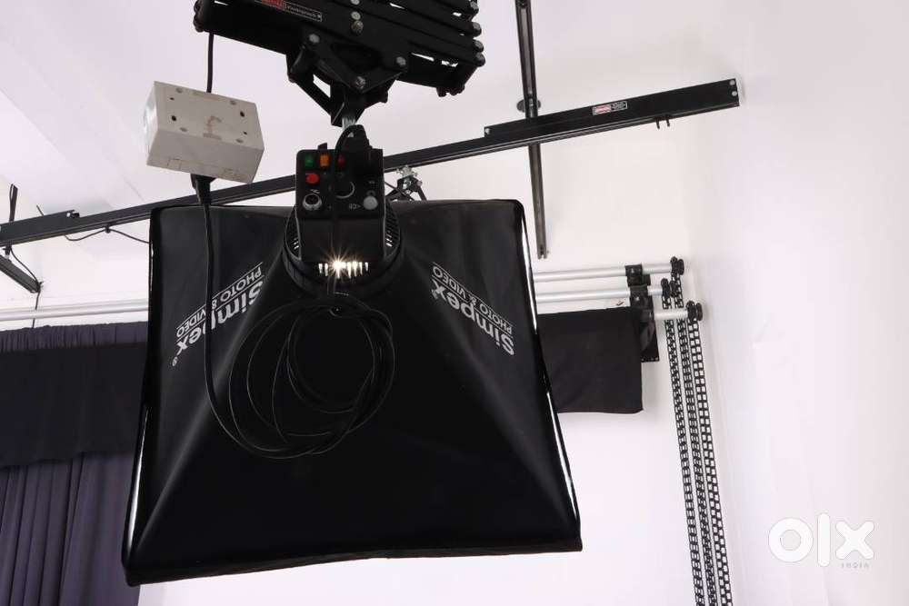 Simpex 300D  2 camera studio lights with softbox