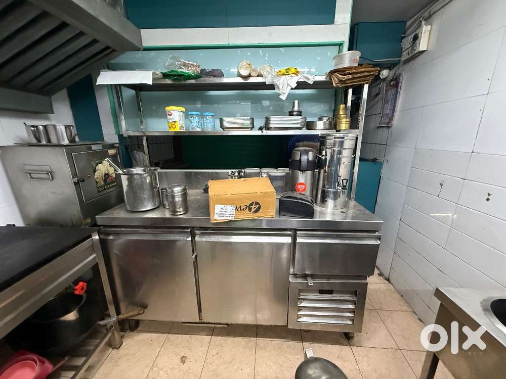 Deep fridge for restaurant use capacity upto -3c