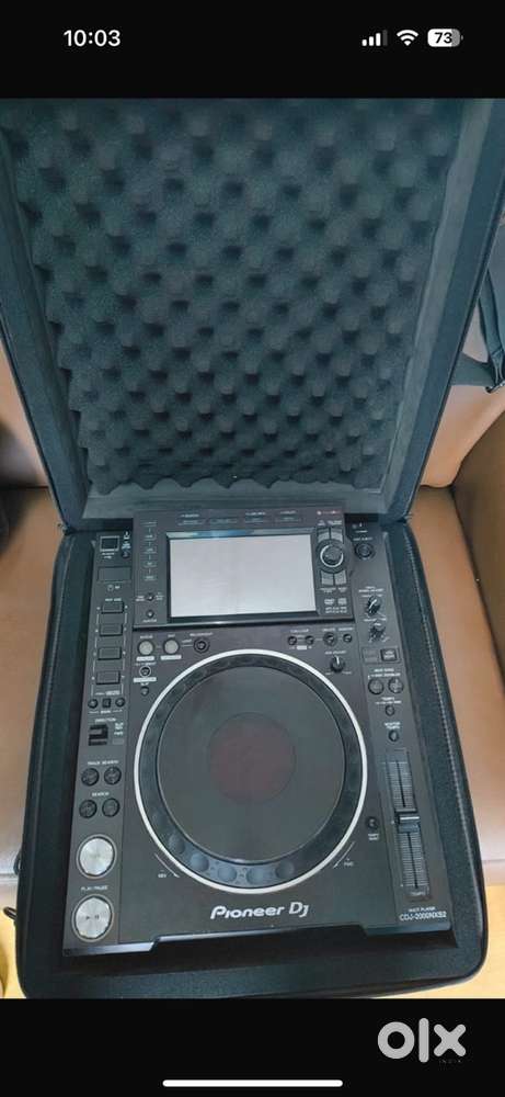 Cdj 2000nxs 2 and djm 900nxs 2