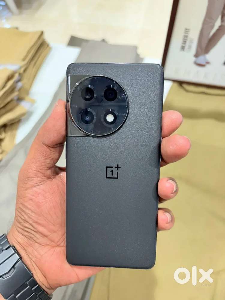 My One Plus 11R Excellent condition
